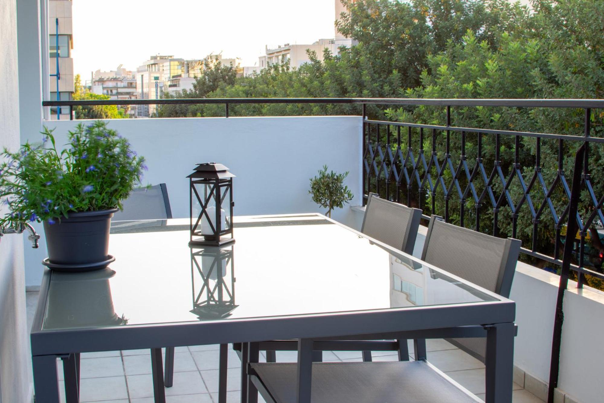 His&hers Luxury Apartment Athens