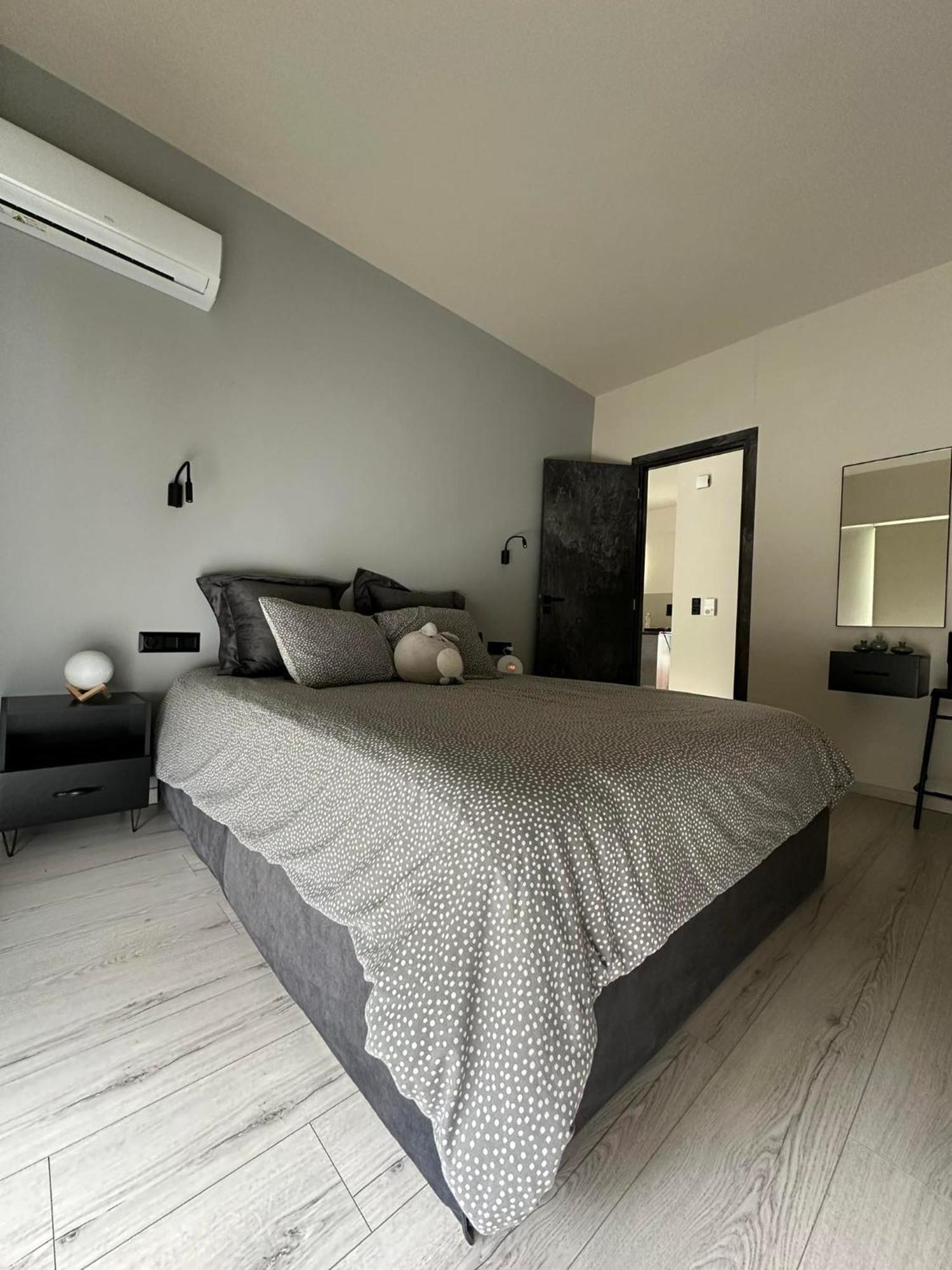 His&hers Luxury * Athens